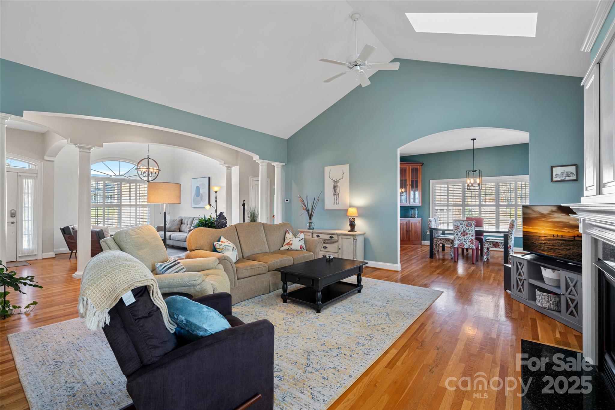 2635 Queens Drive