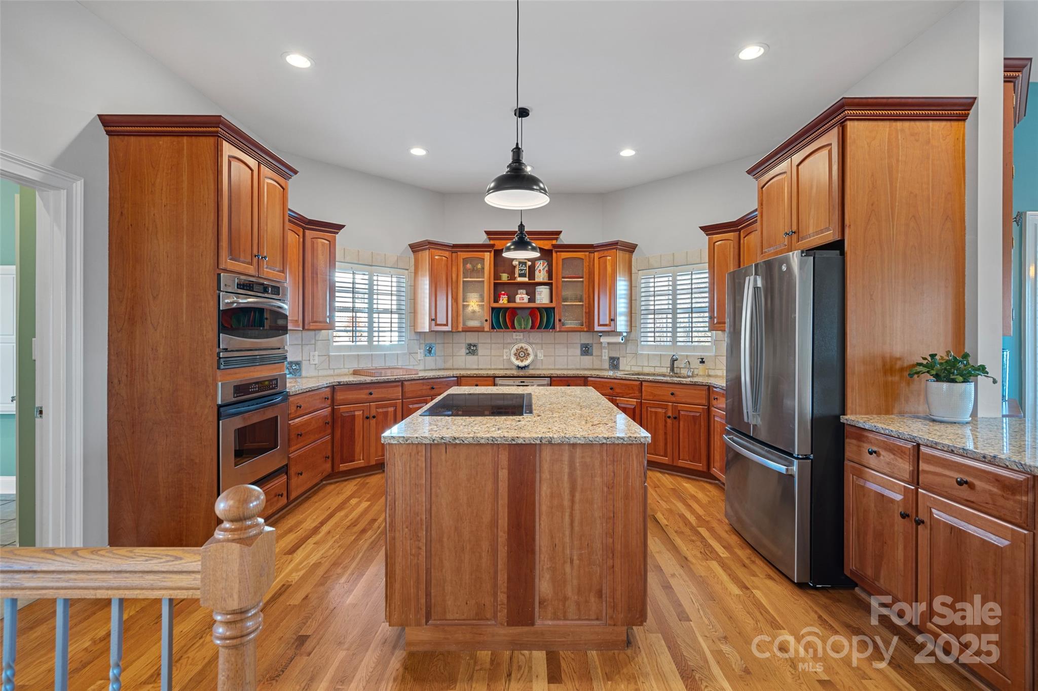 2635 Queens Drive