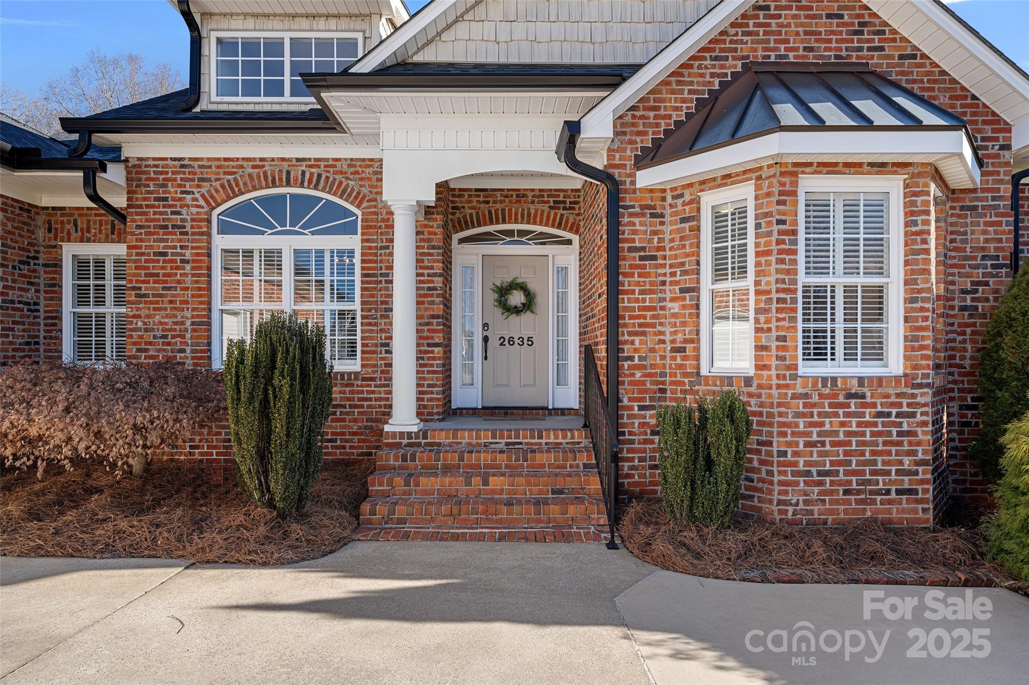 2635 Queens Drive