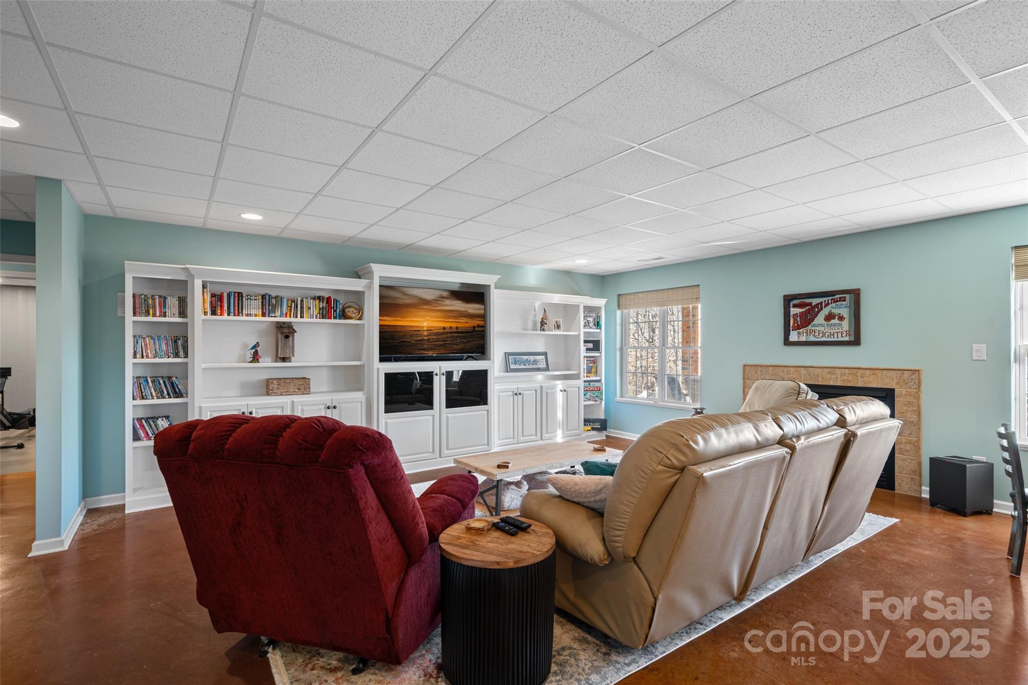 2635 Queens Drive