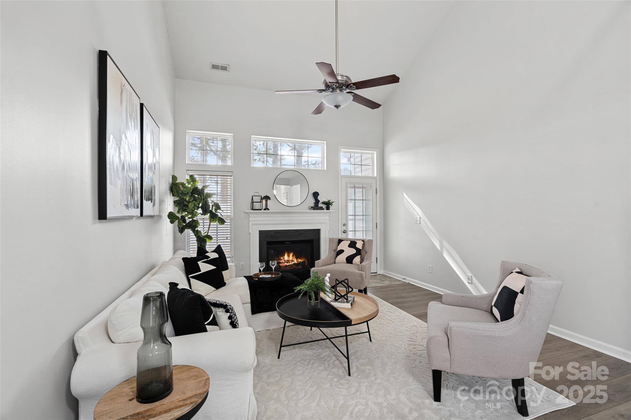 141 N Arcadian Way