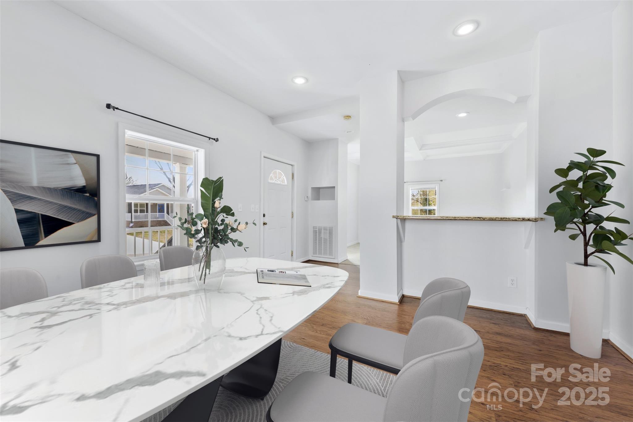 590 Main Street SW