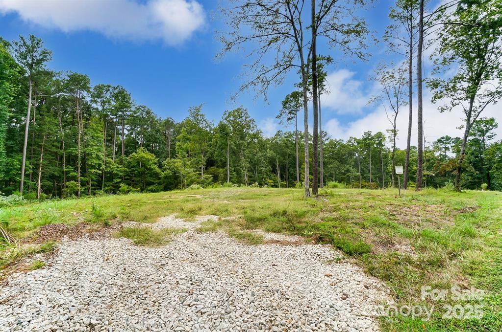 2021 & 2051 Fasana Road