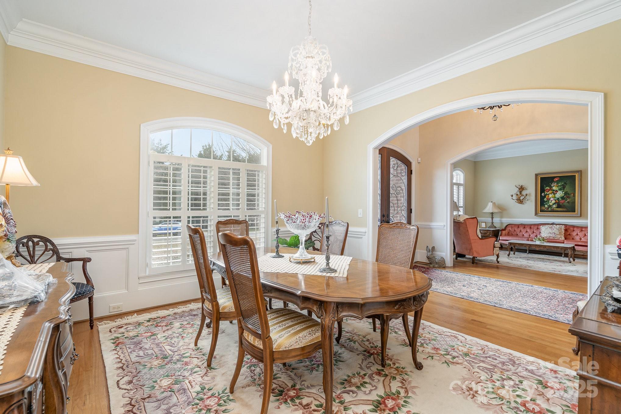 4421 Windwood Circle
