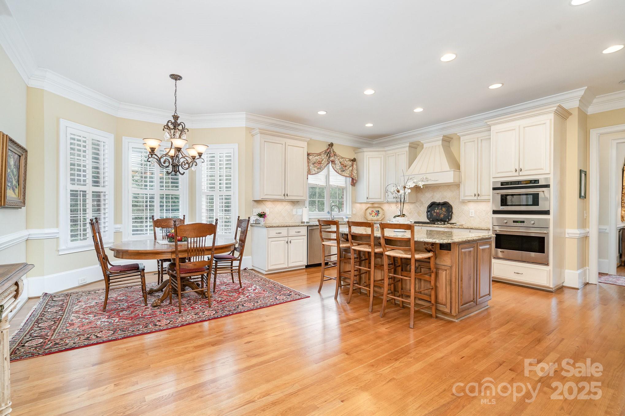 4421 Windwood Circle