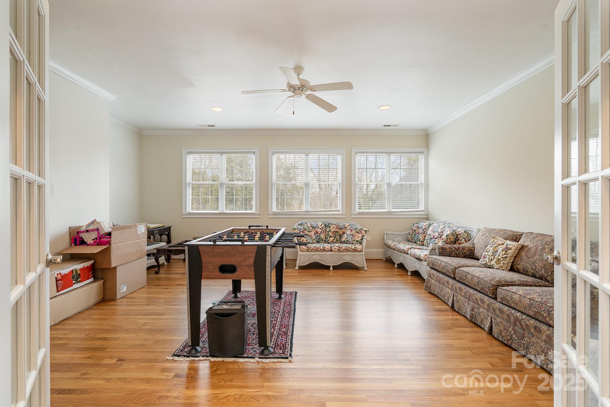 4421 Windwood Circle