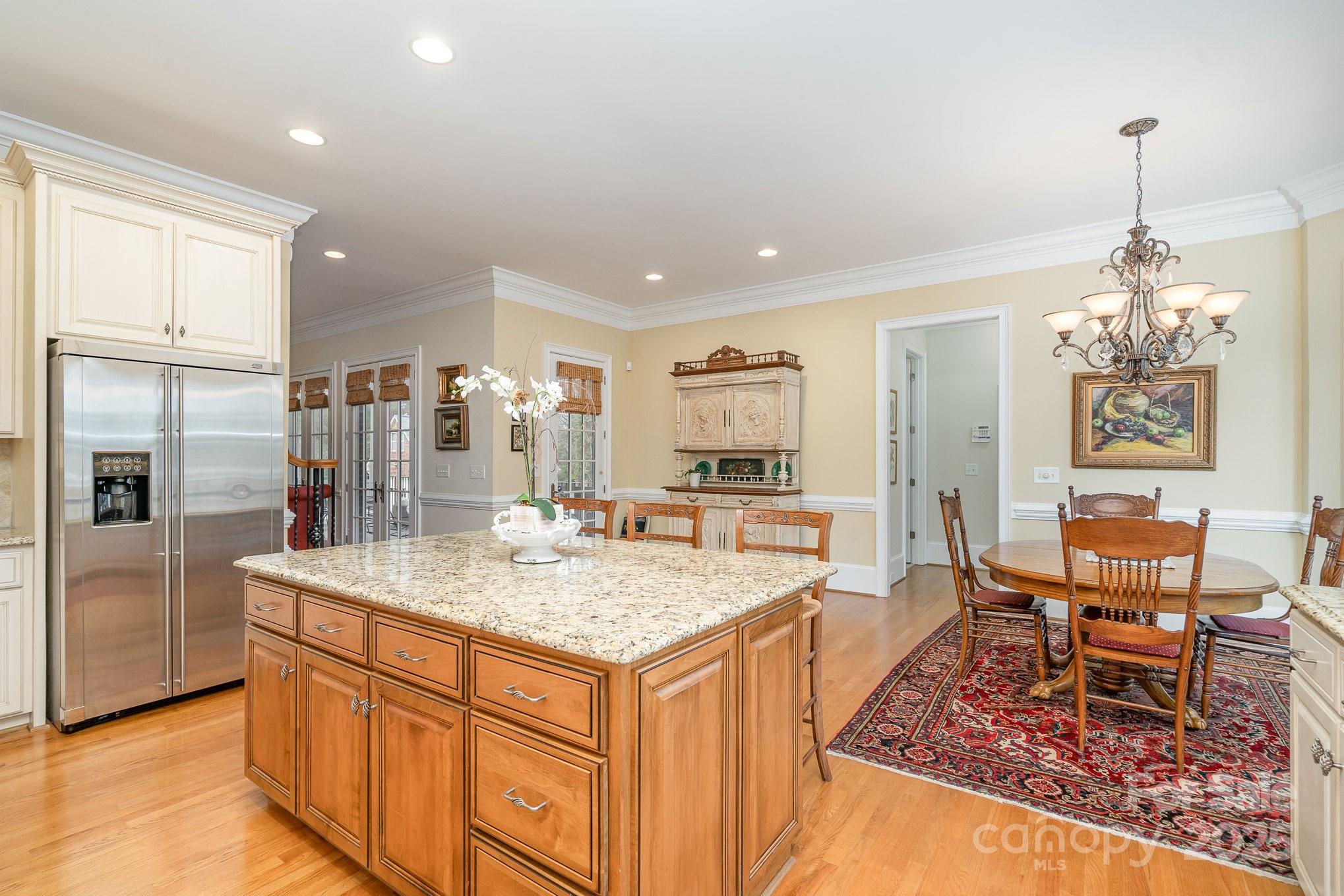 4421 Windwood Circle