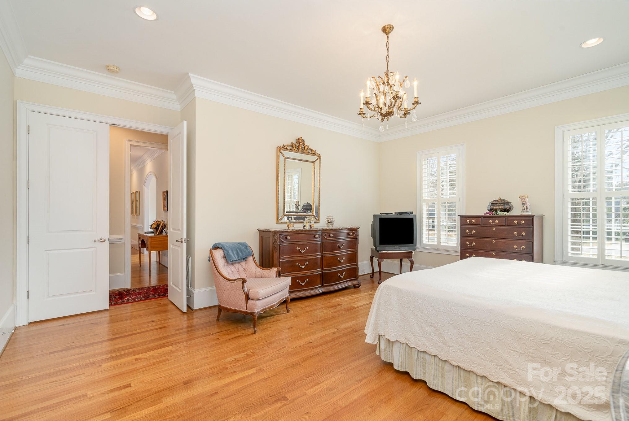 4421 Windwood Circle