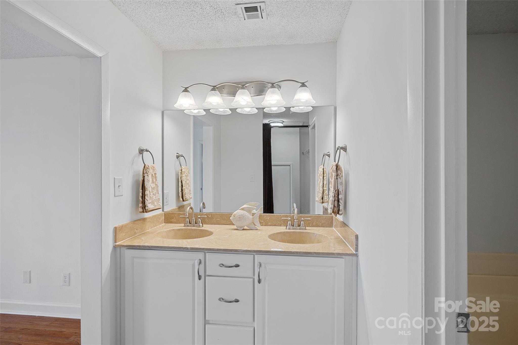 7332 Lakefront Drive Unit: 10