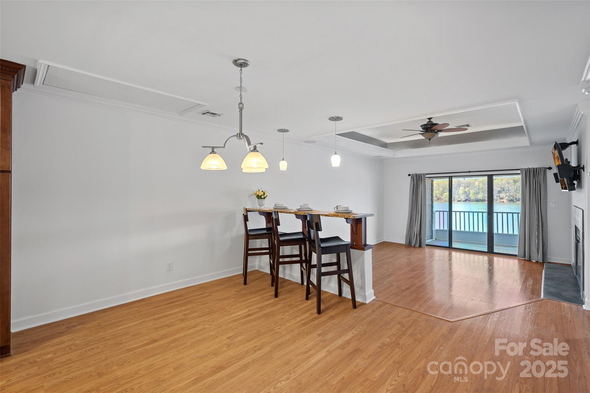 7332 Lakefront Drive Unit: 10