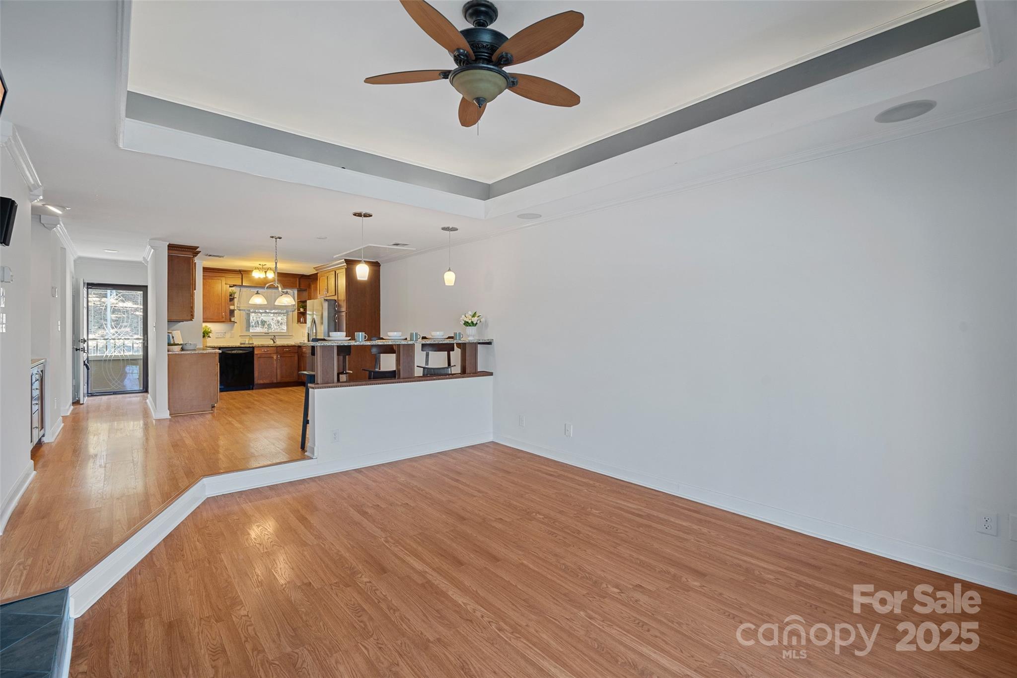 7332 Lakefront Drive Unit: 10