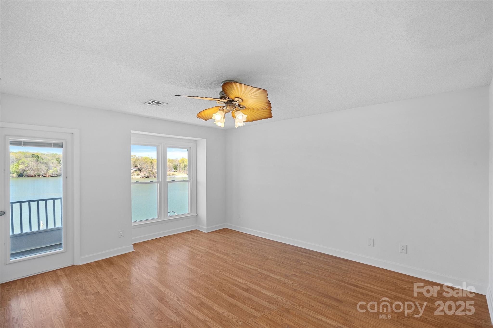 7332 Lakefront Drive Unit: 10