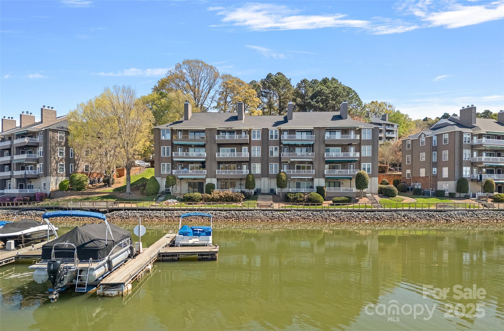 7332 Lakefront Drive Unit: 10