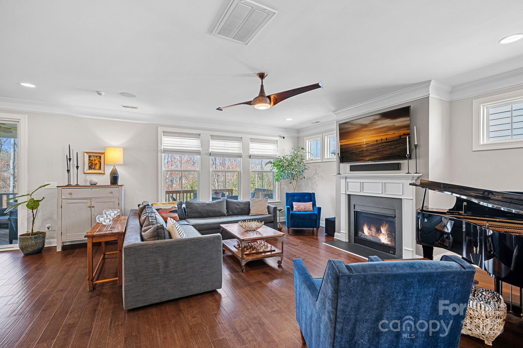 10419 Drake Hill Drive
