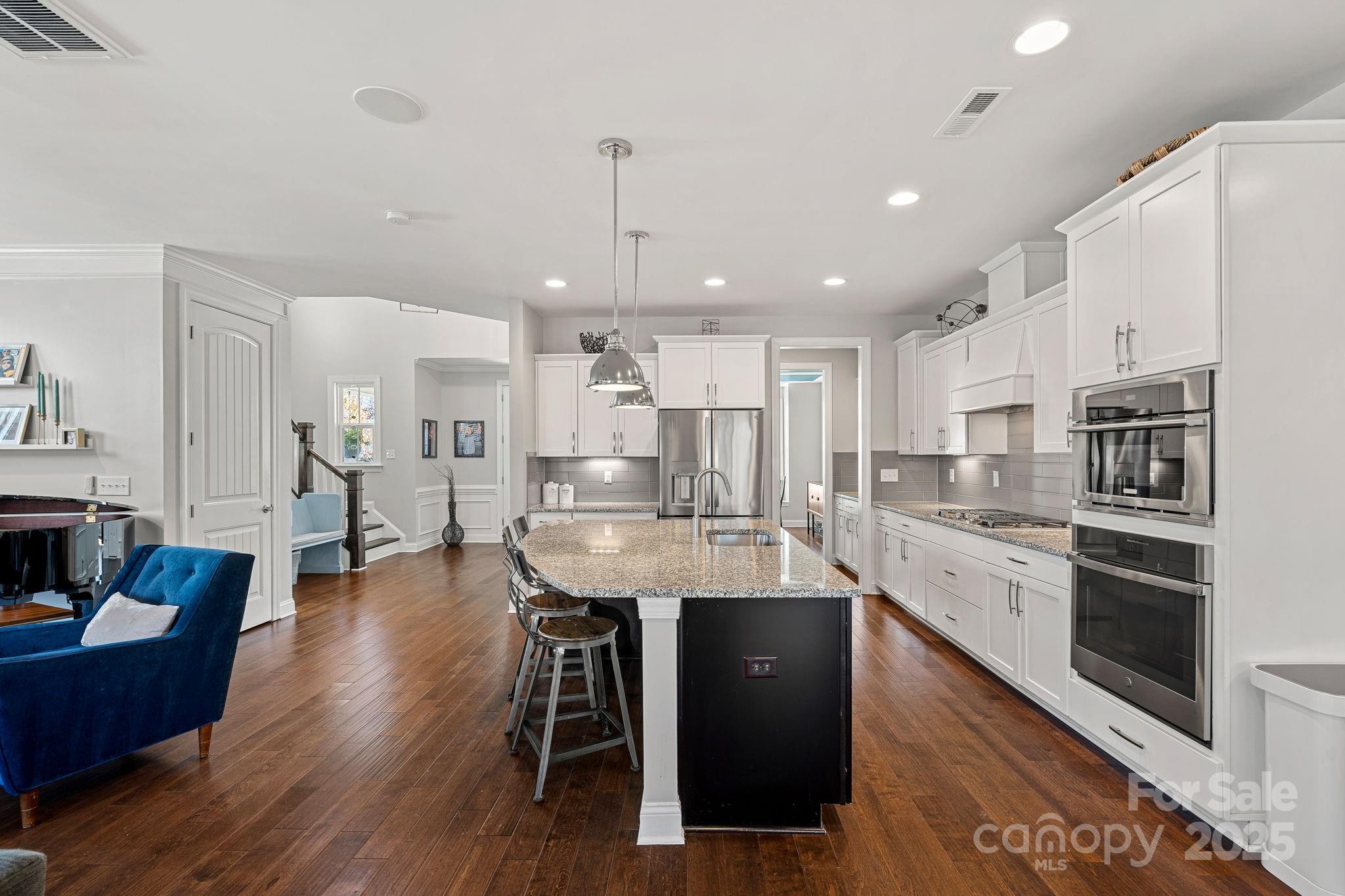 10419 Drake Hill Drive