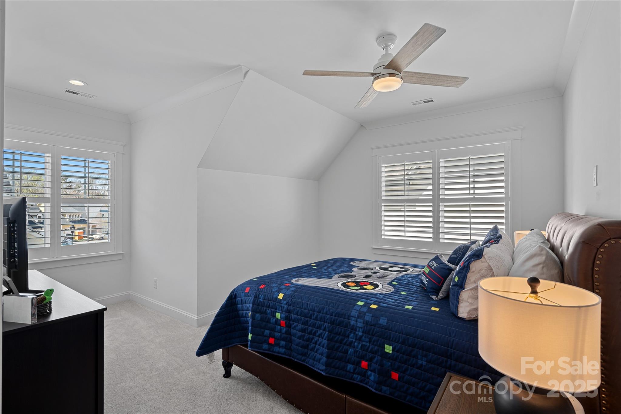 12152 Cambridge Square Drive
