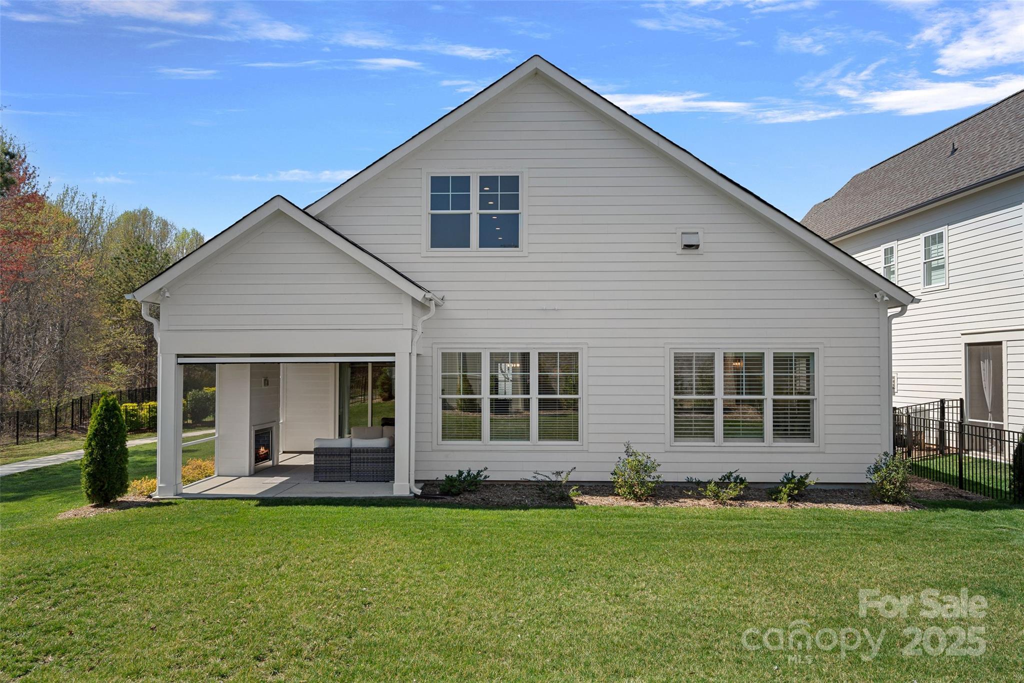 12152 Cambridge Square Drive