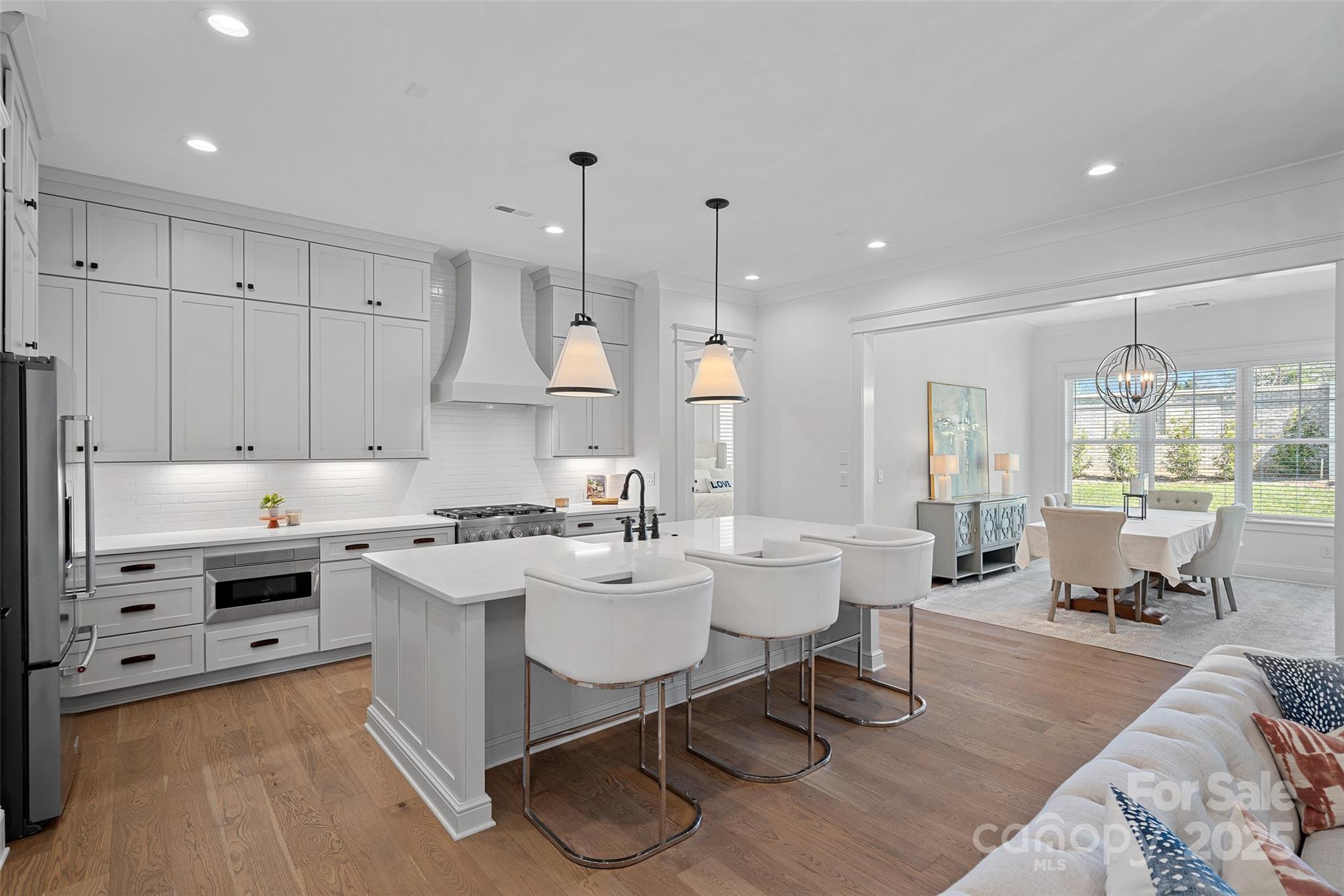12152 Cambridge Square Drive