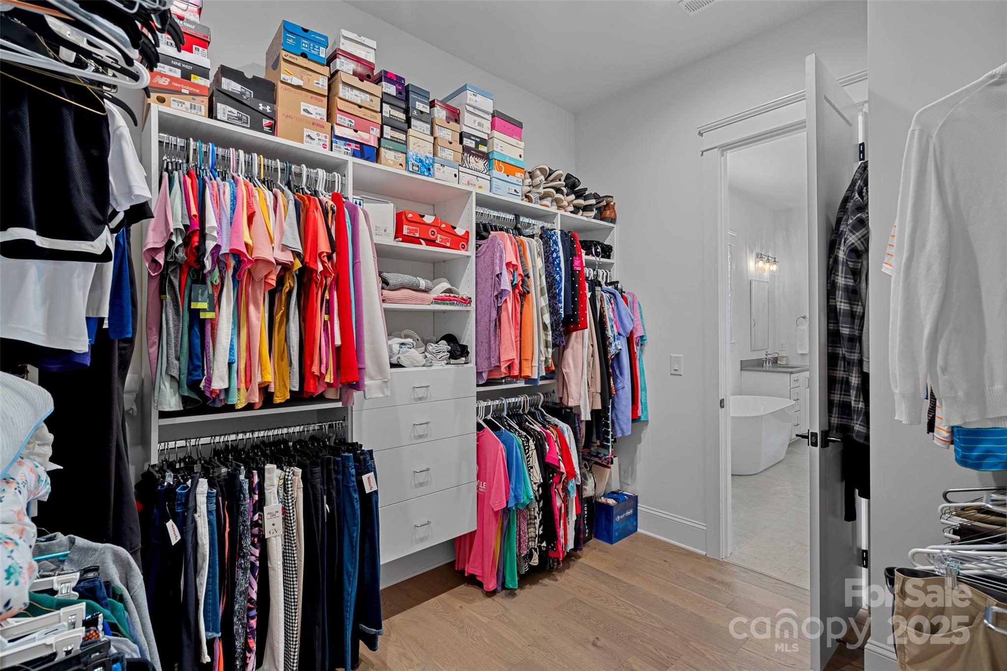 12152 Cambridge Square Drive