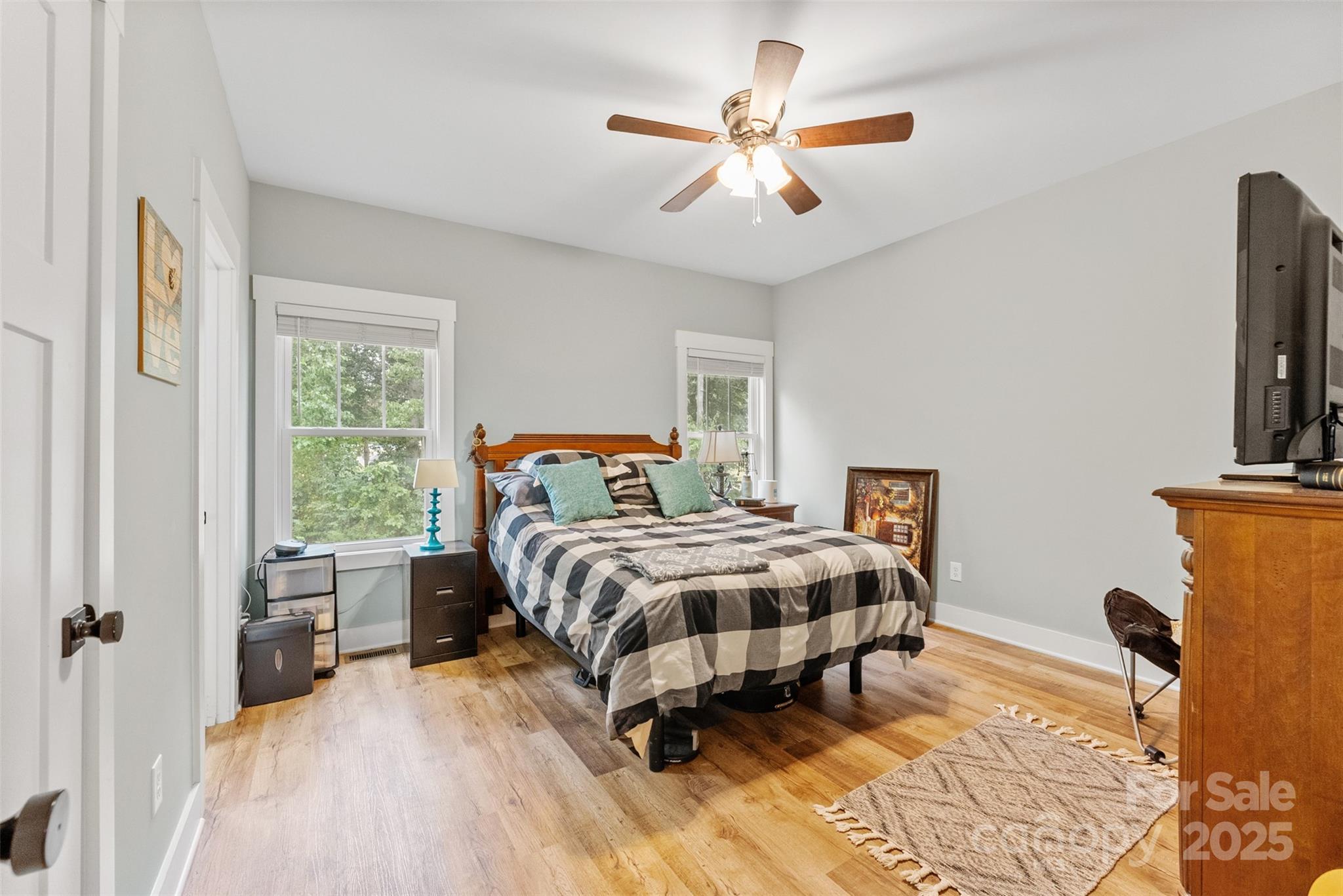 1706 Ivey Court
