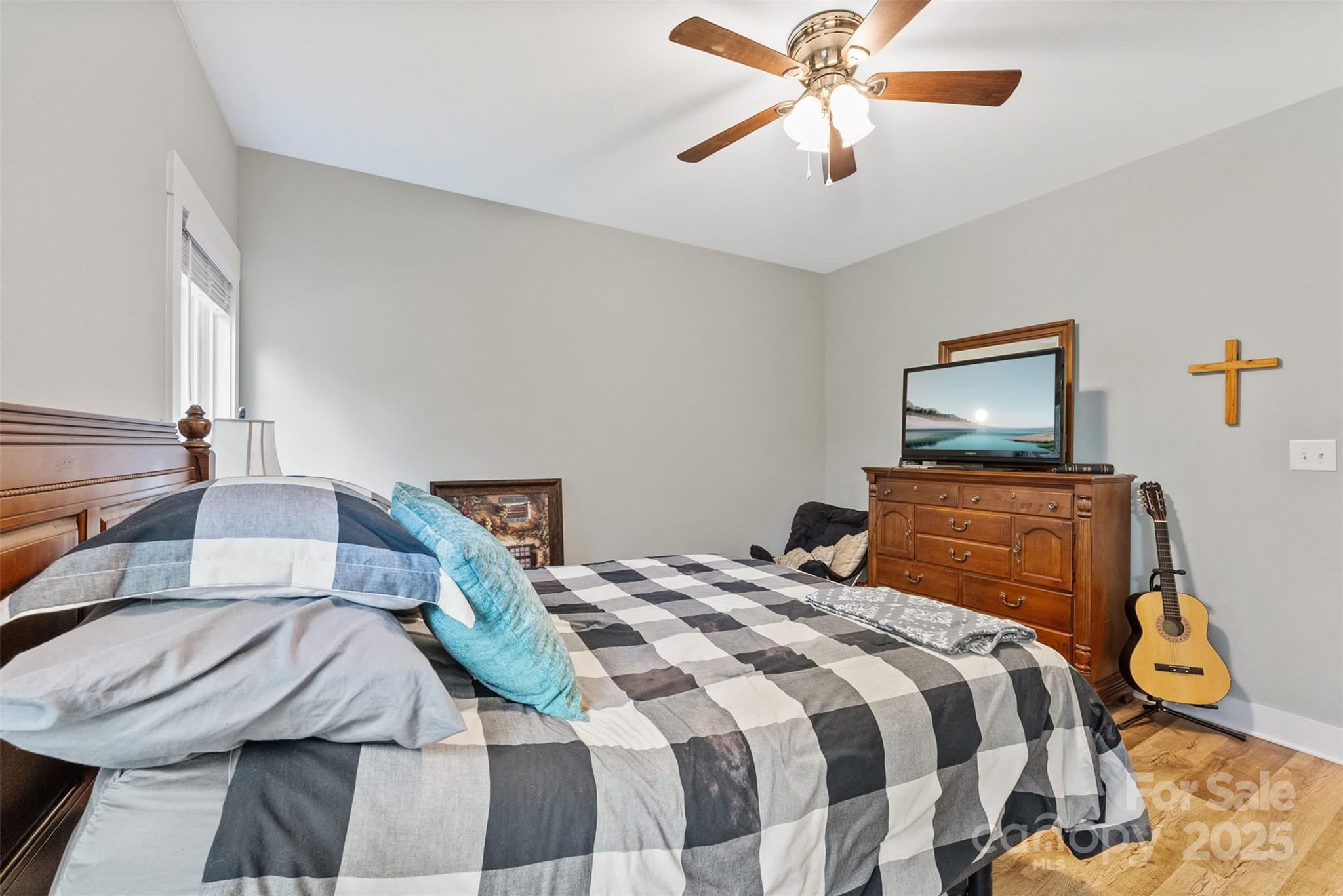 1706 Ivey Court