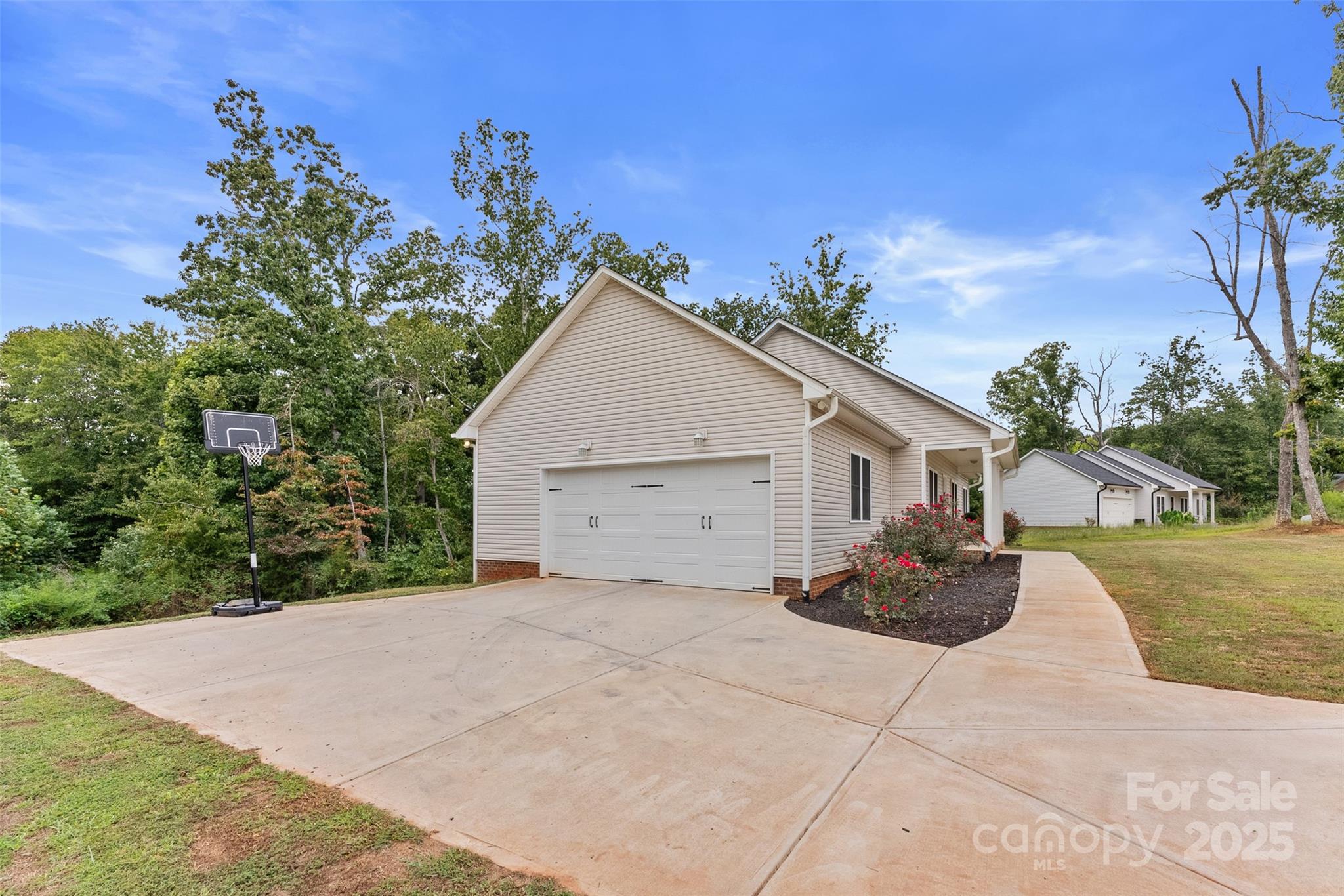 1706 Ivey Court