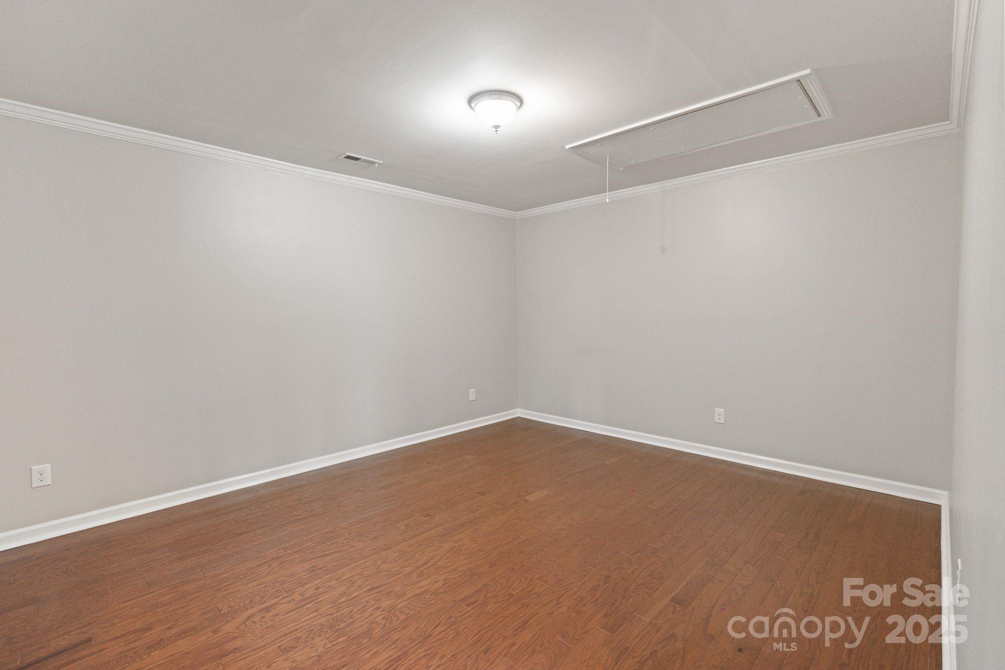 4028 Woodsmill Road