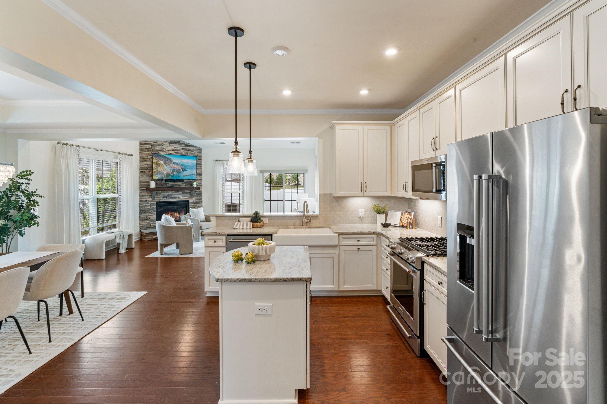 4028 Woodsmill Road