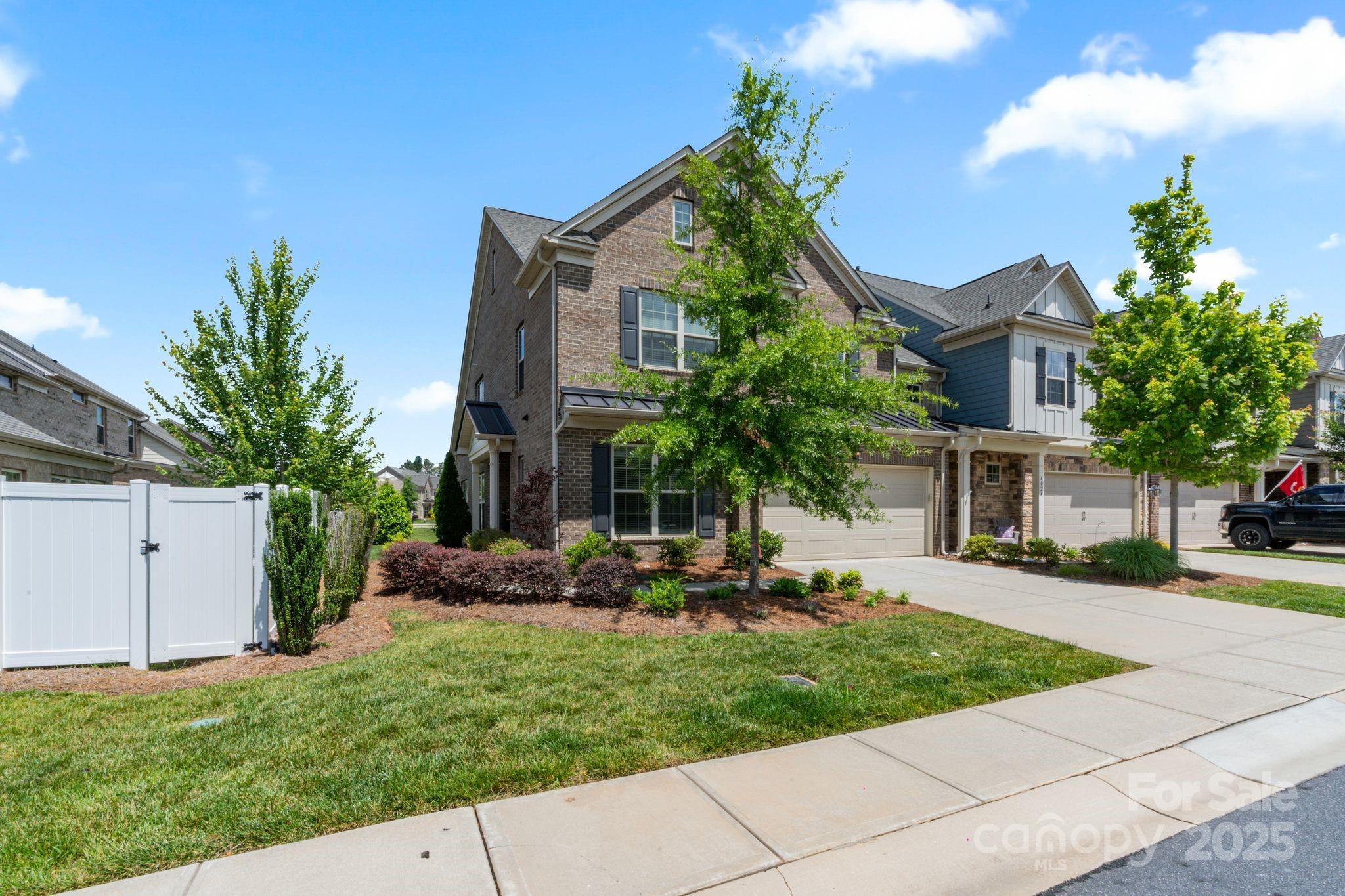 4028 Woodsmill Road