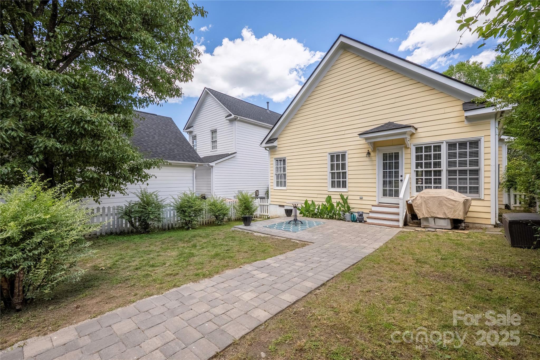 14105 Garden District Row