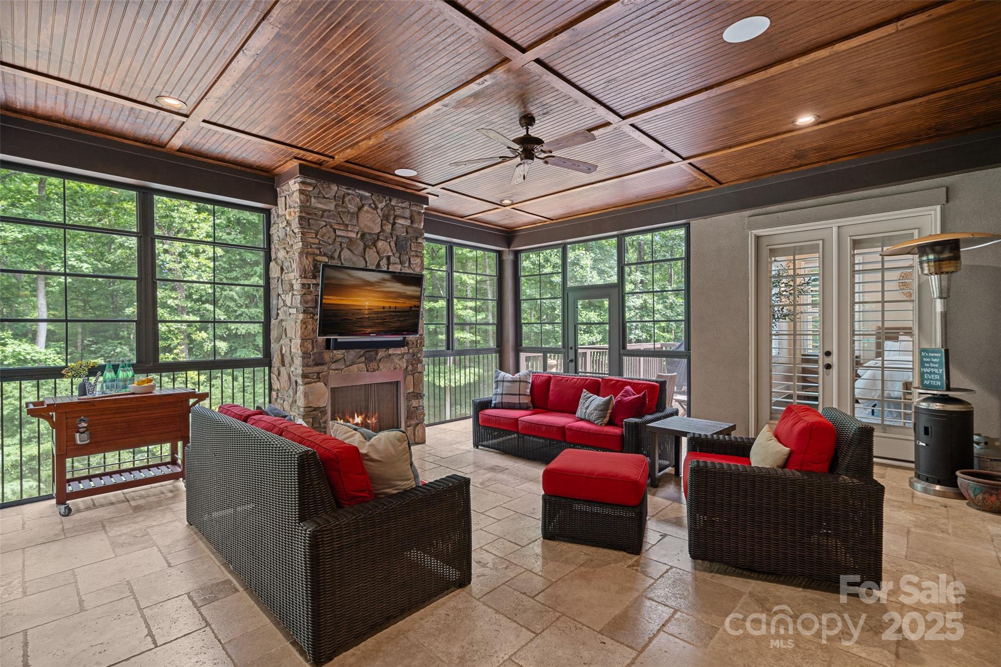 117 Walking Horse Trail