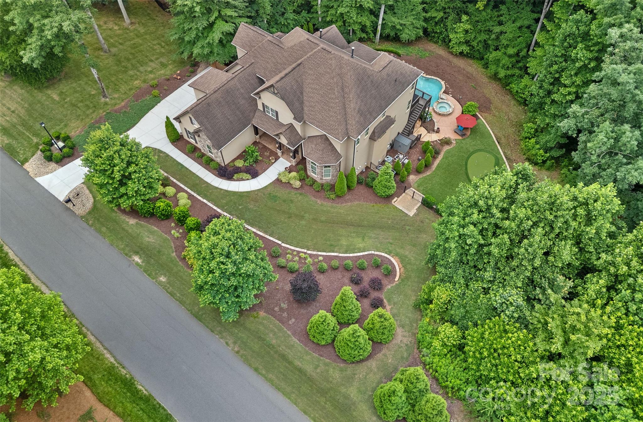 117 Walking Horse Trail