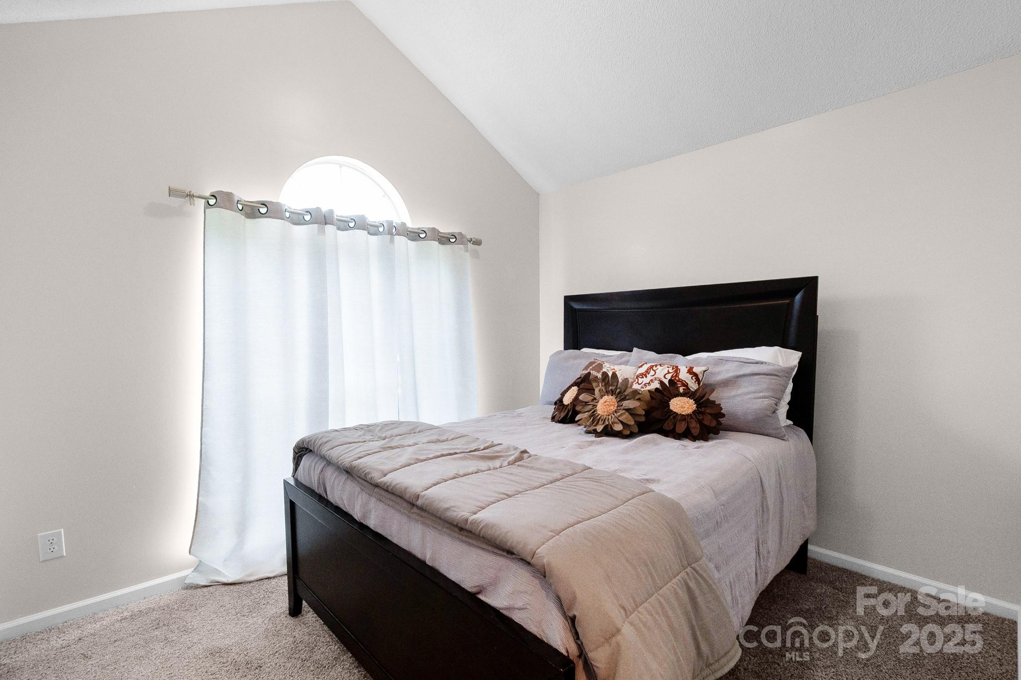 8123 Vermilion Drive