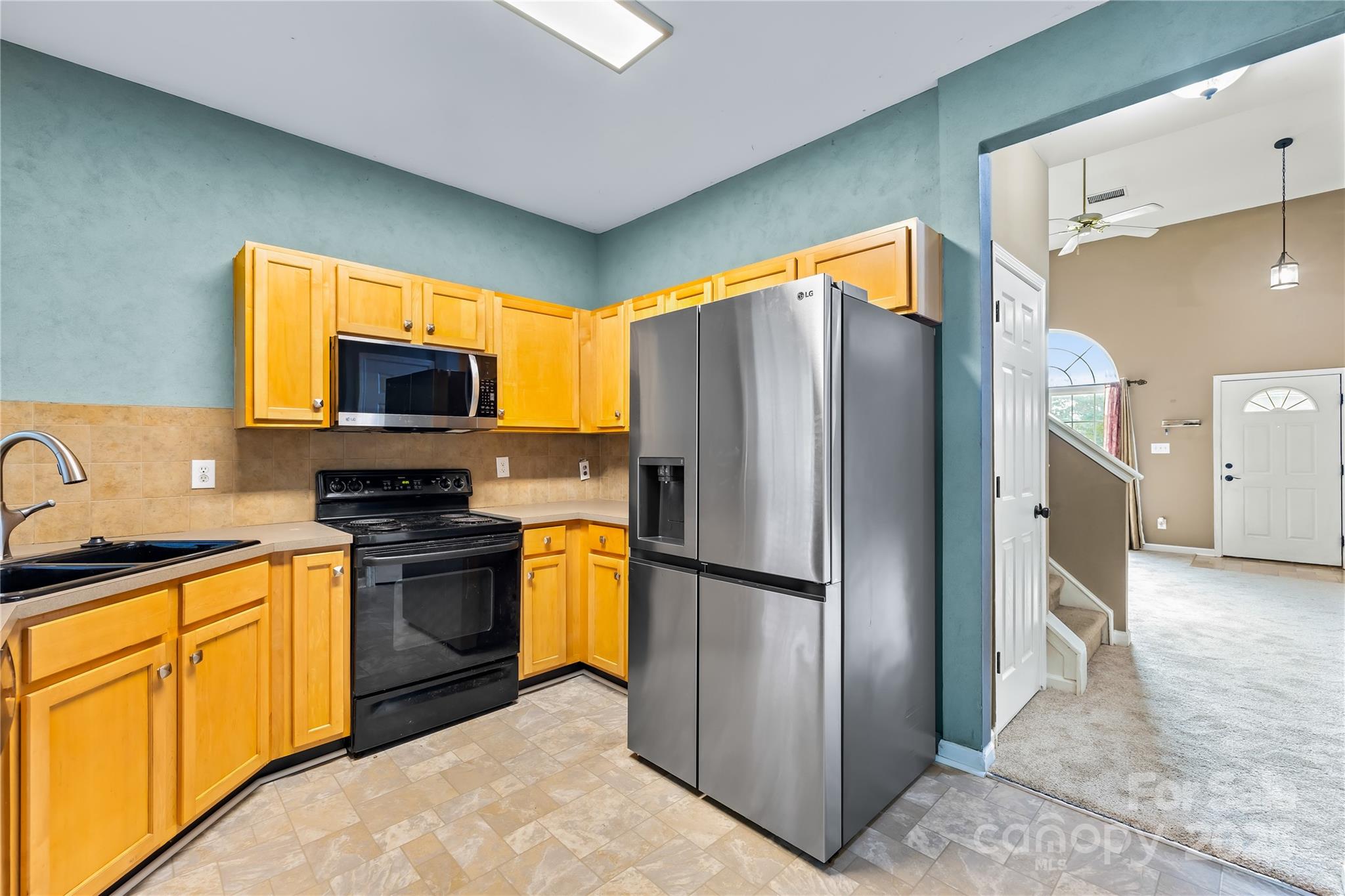 8440 Carolina Lily Lane