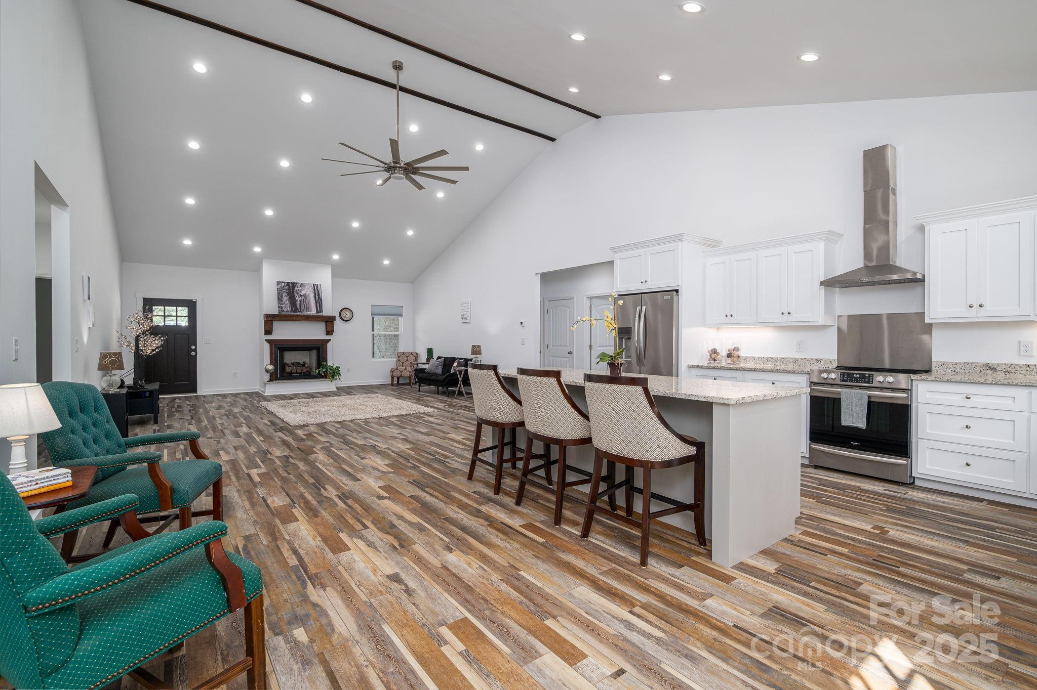1076 Furnace Road