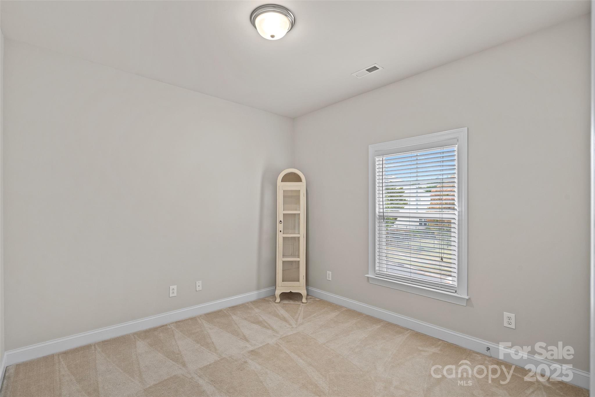 3029 Scottcrest Way