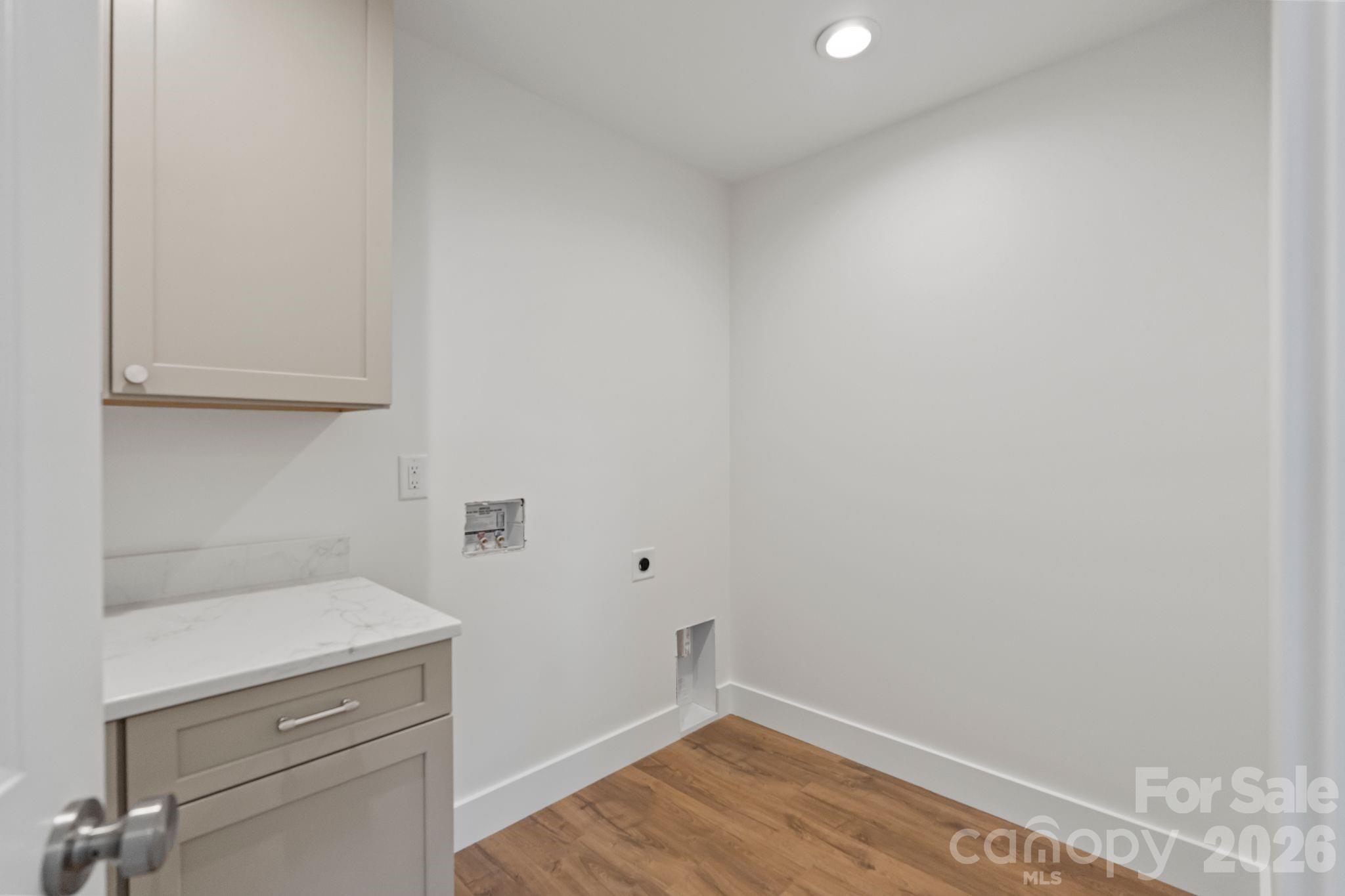 5729 Selkirk Drive