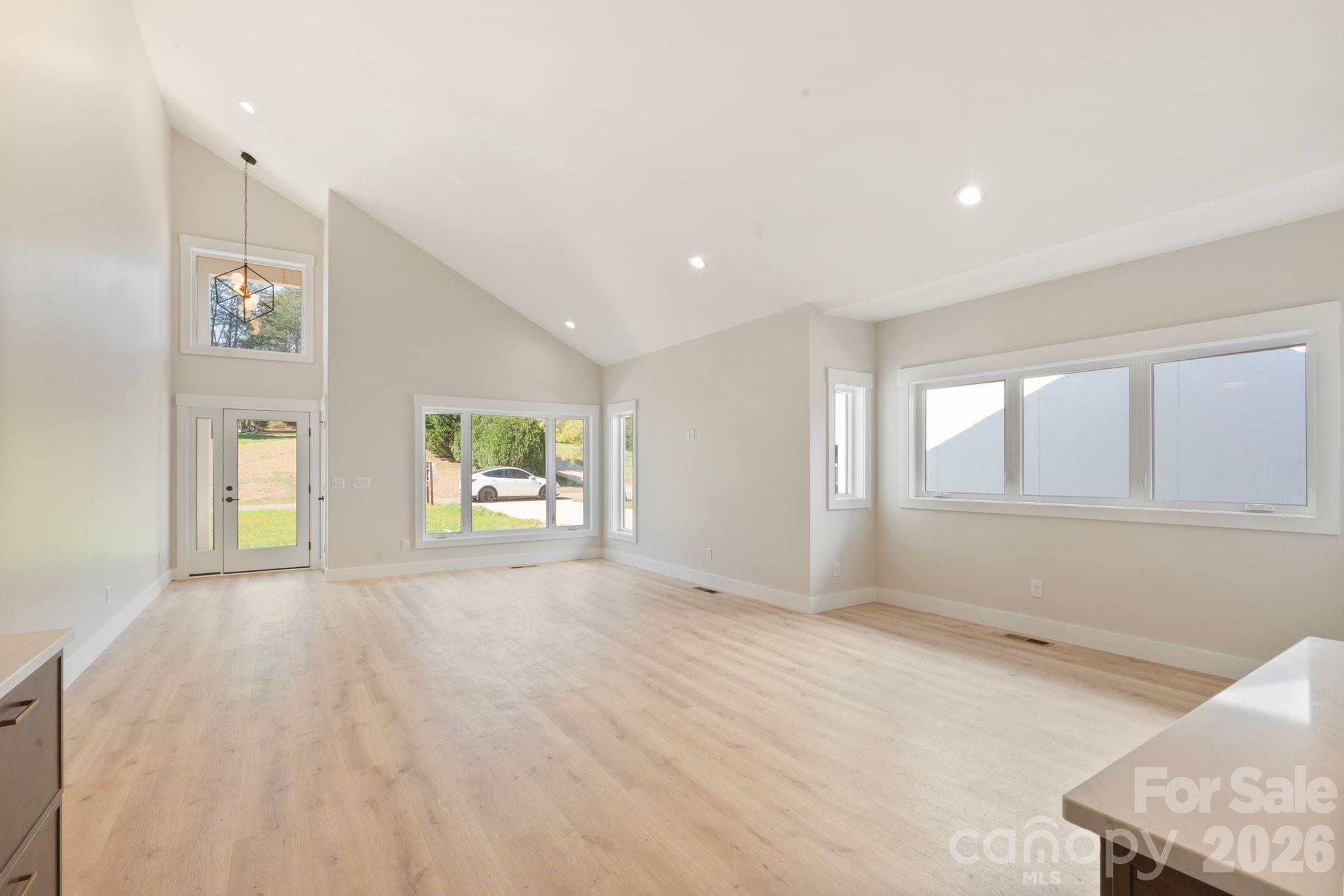 5733 Selkirk Drive
