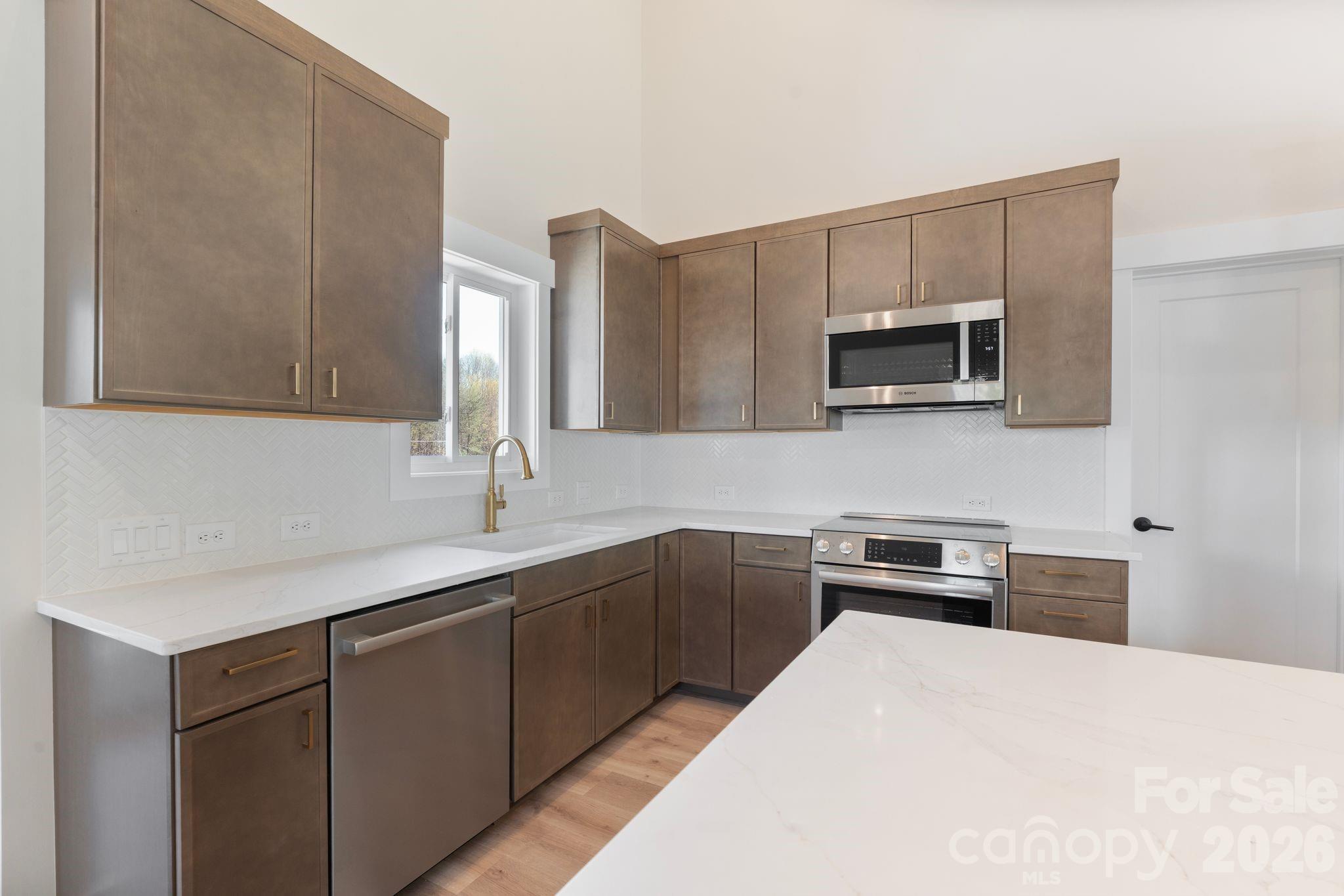 5733 Selkirk Drive