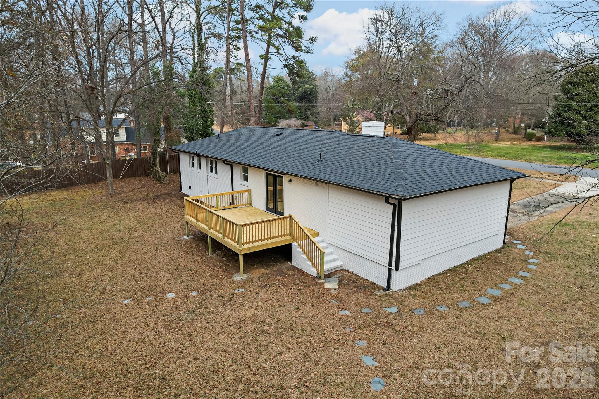 824 Kentberry Drive