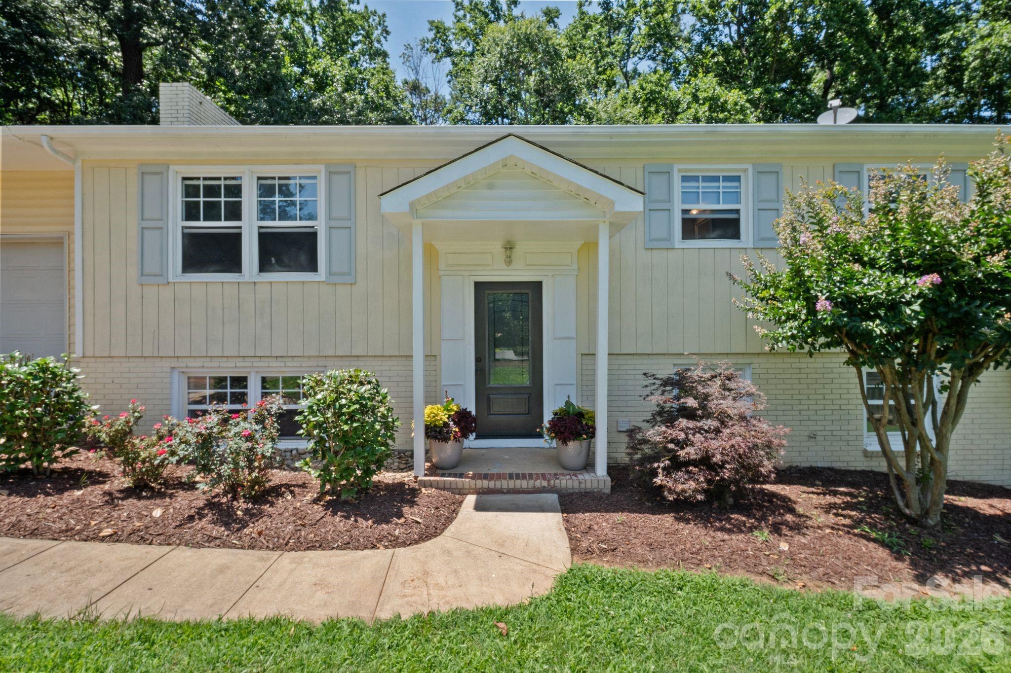 137 Hiram Road