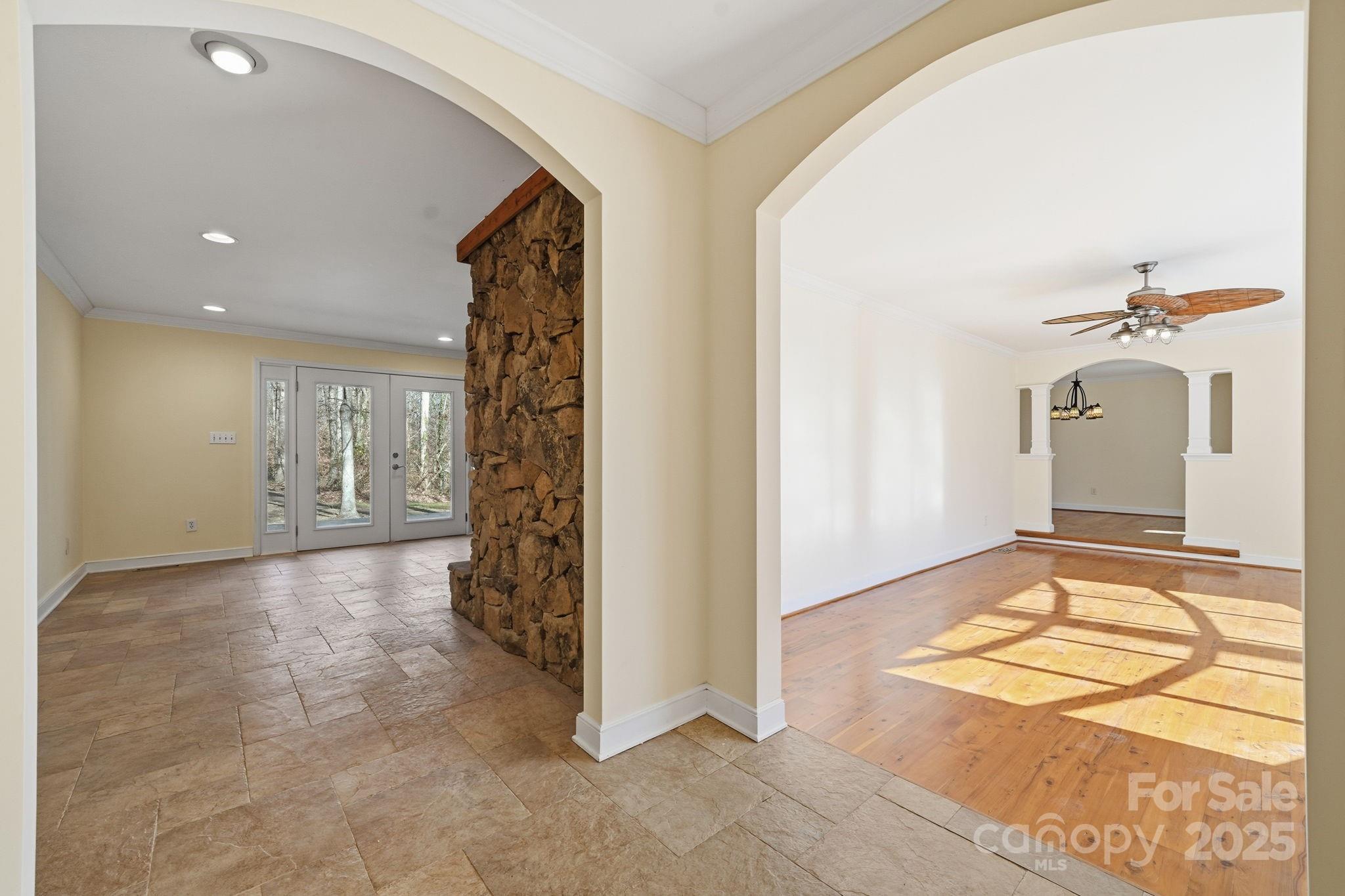 138 Kingsway Circle