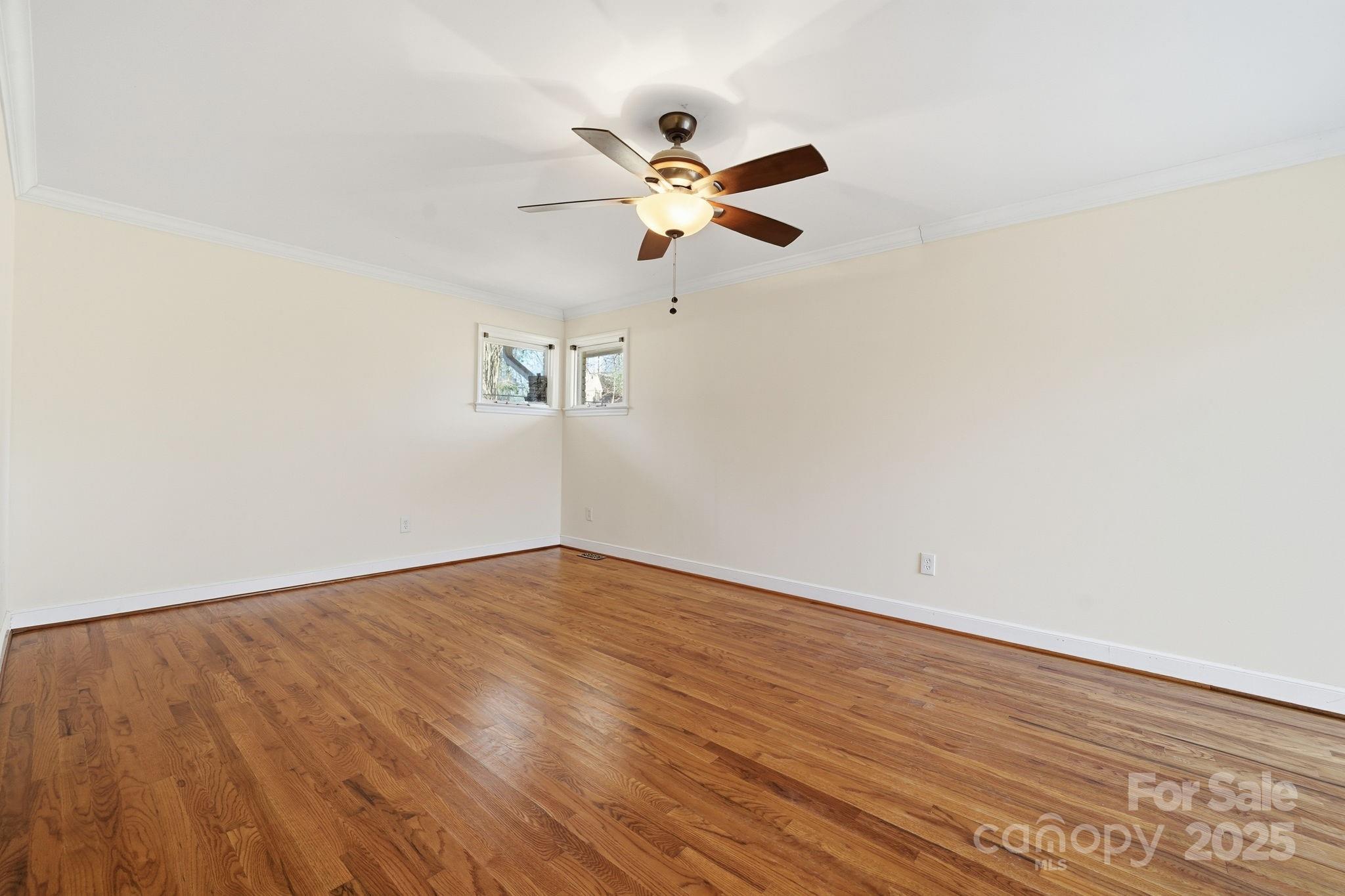 138 Kingsway Circle