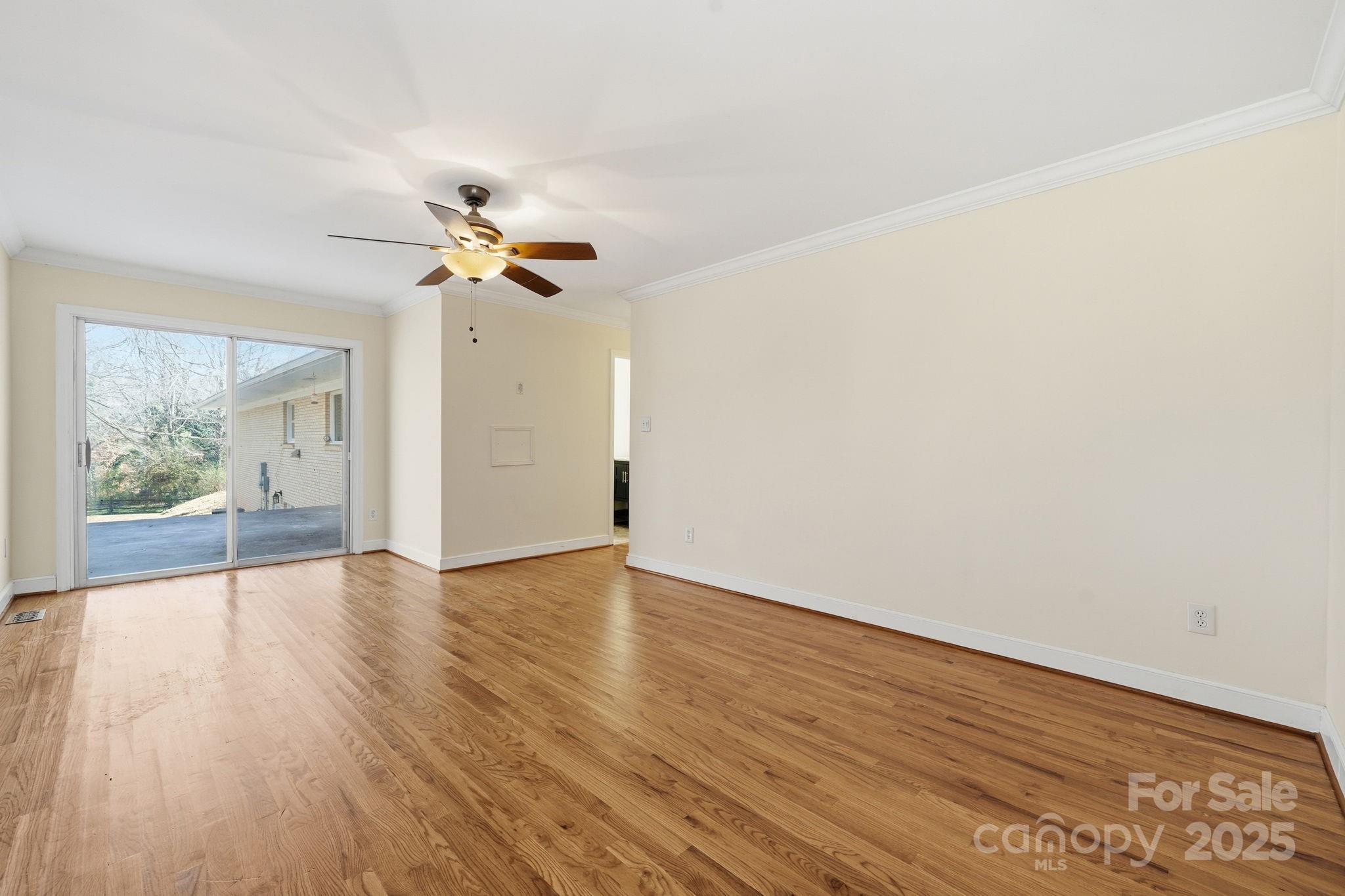 138 Kingsway Circle