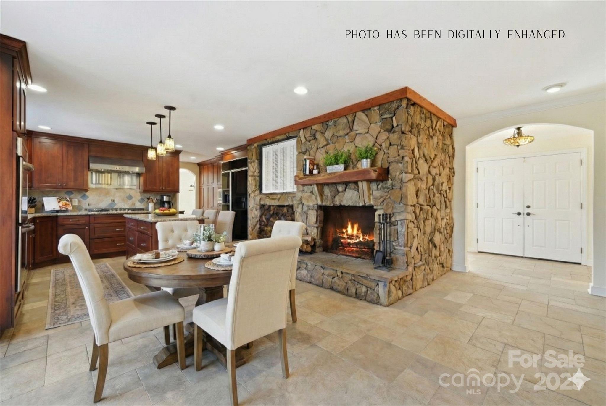 138 Kingsway Circle