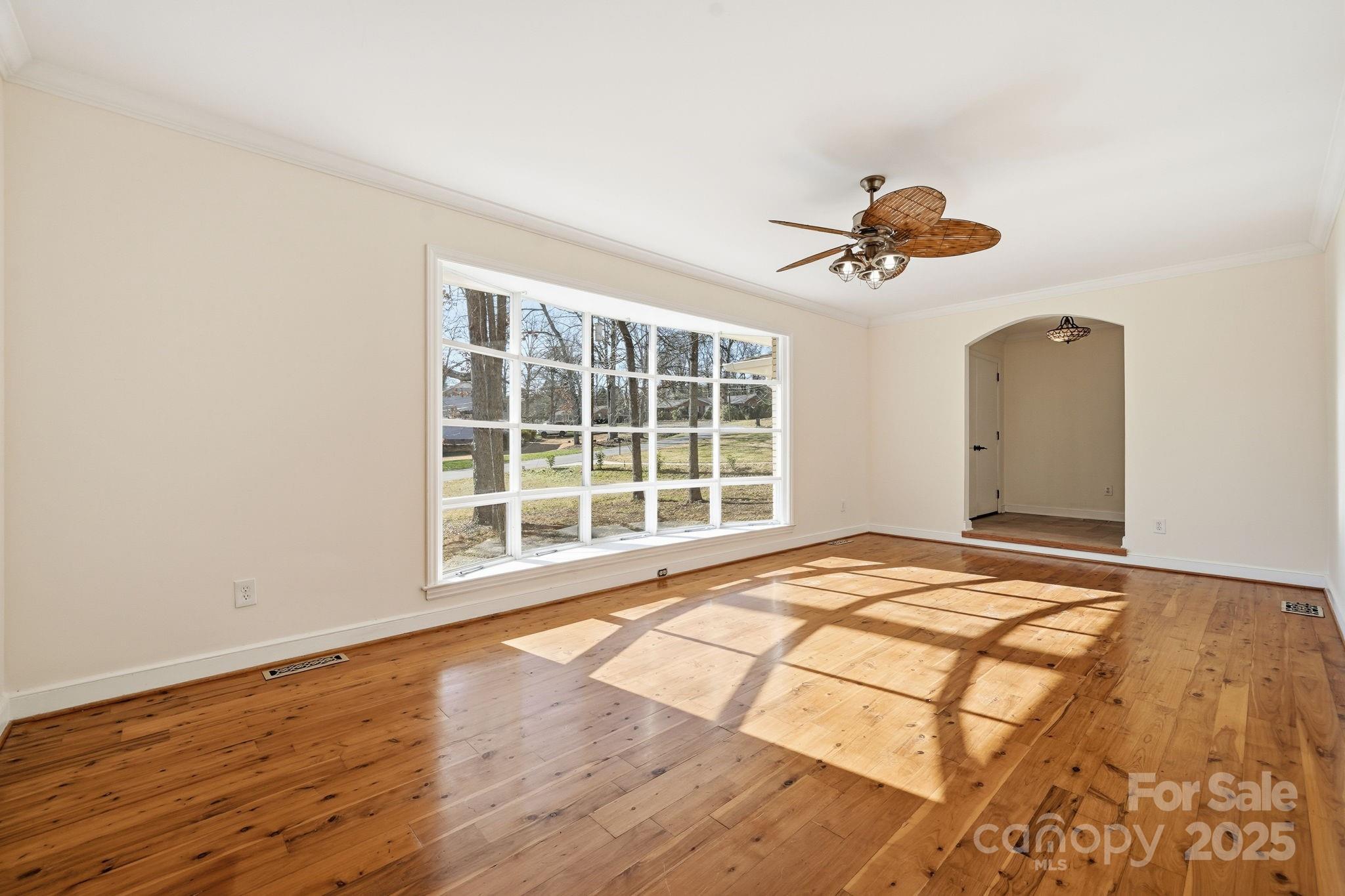 138 Kingsway Circle
