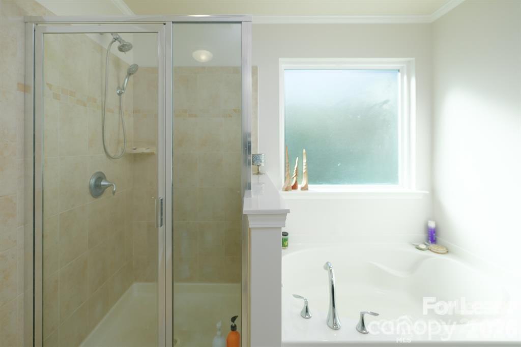 10745 Sapphire Trail