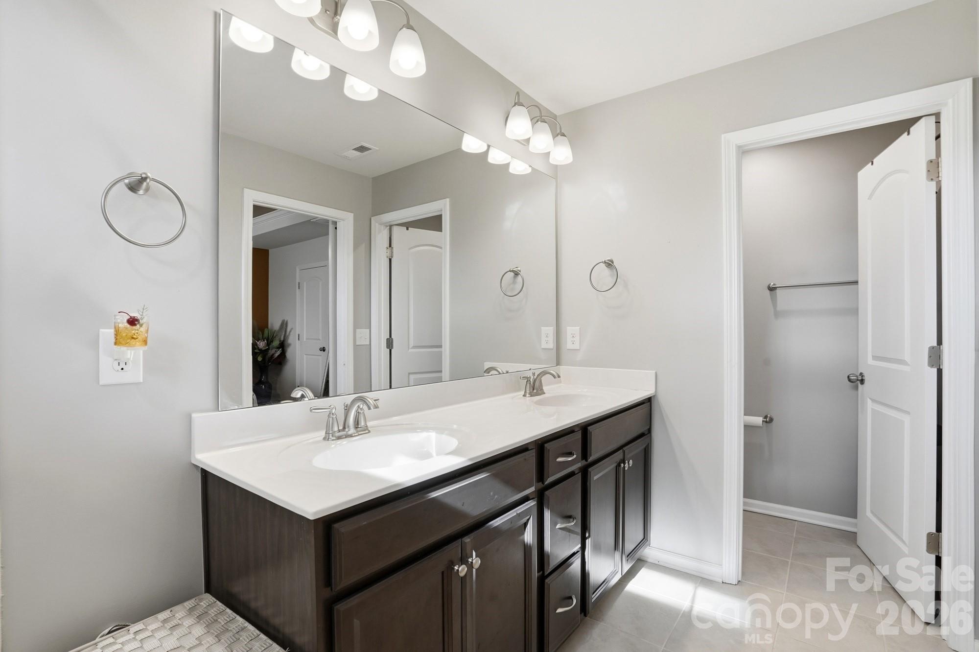 16038 Red Buckeye Lane