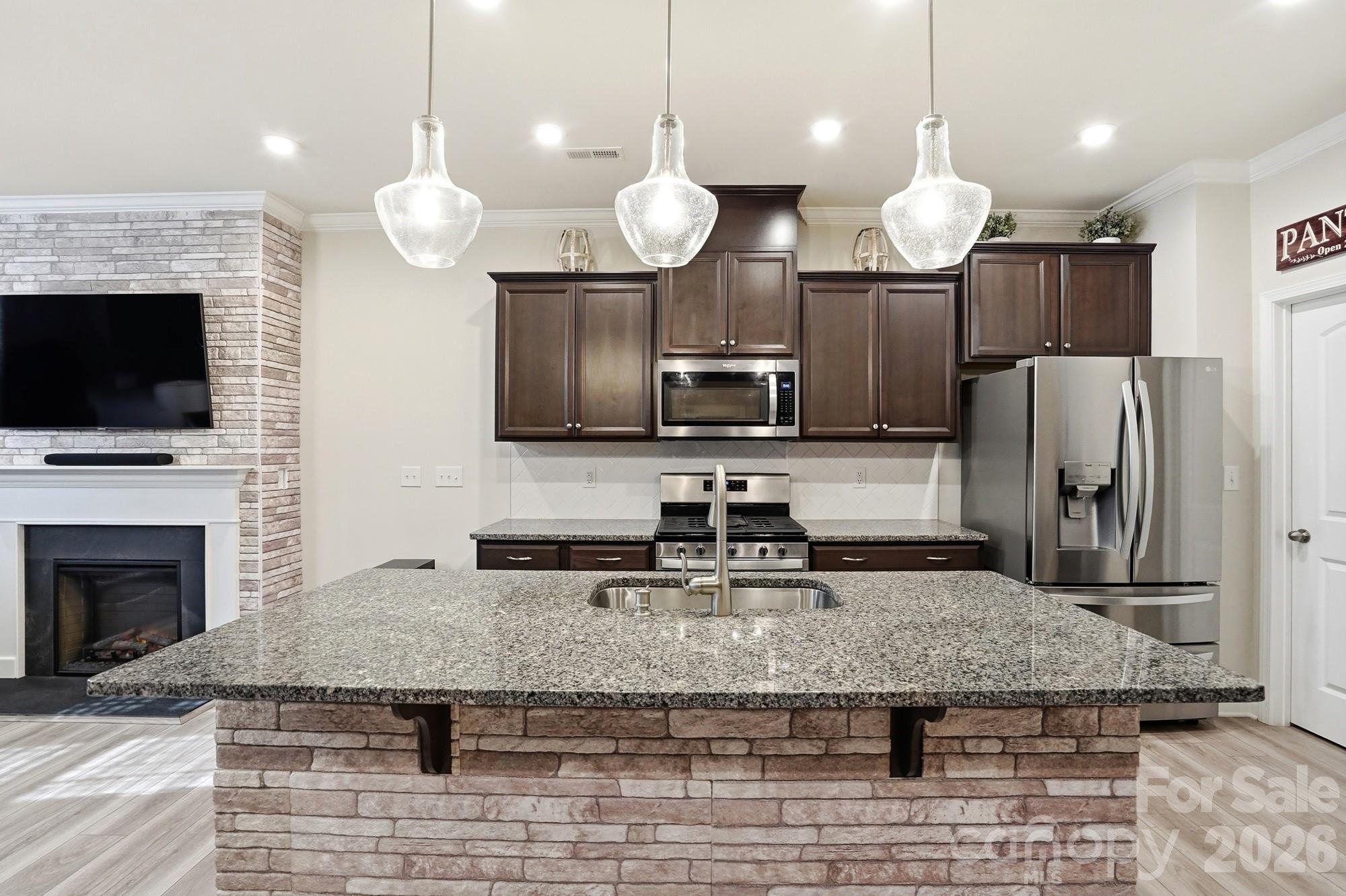 16038 Red Buckeye Lane