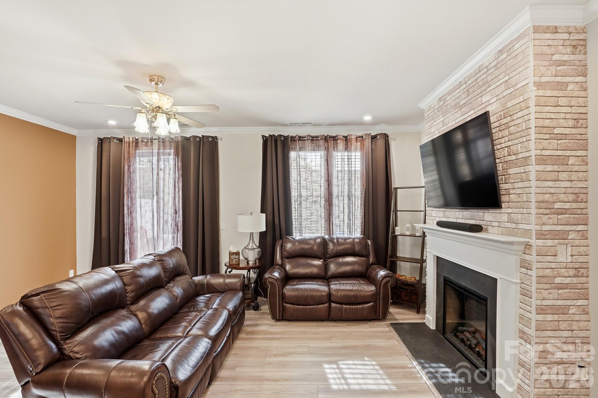 16038 Red Buckeye Lane